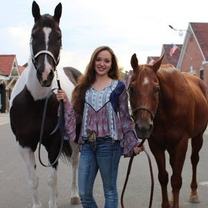 Meet your Posher, Emily